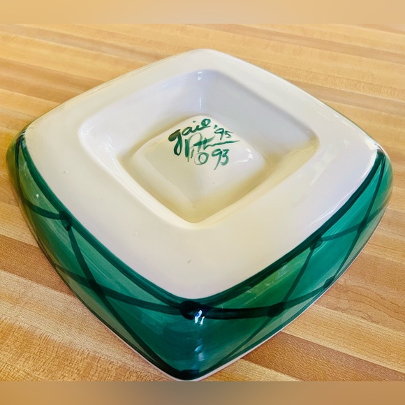 Gail Pittman Daisy Chain 9" Chip and Dip Server Hand Painted Vintage 1993/95 EUC - Picture 3 of 8
